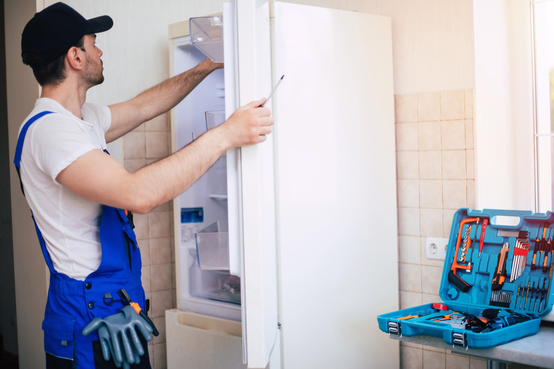 تأثیرات زیستمحیطی تعمیر یخچال آدمیرال